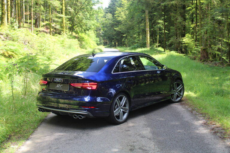 sv automobile s3 sed bleu img 8749 02