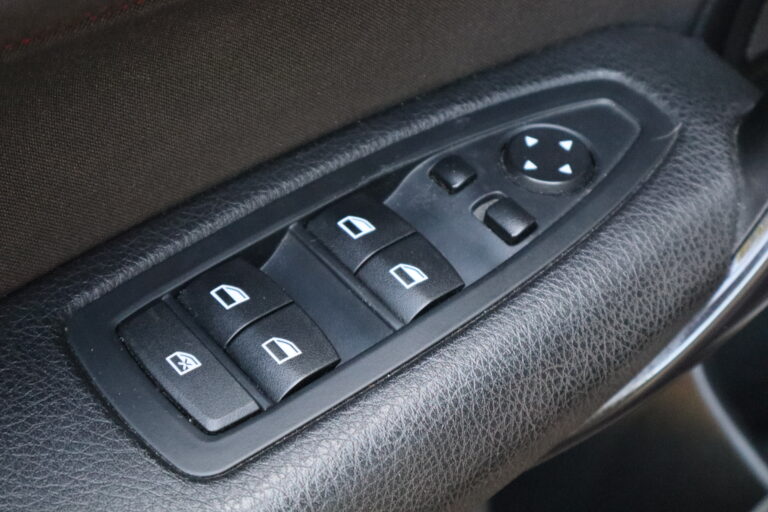 sv automobile 120d xdrive img 1744 12