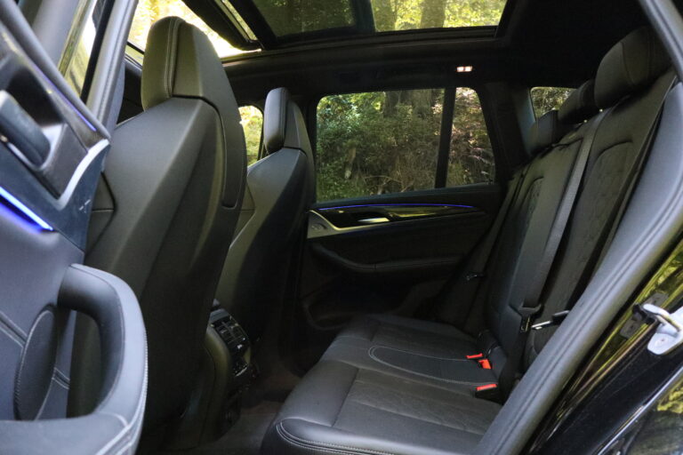 sv automobile x3m noir img 2097 14