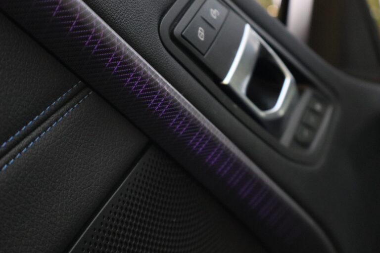 sv automobile 118 135 noire camer img 2593 06