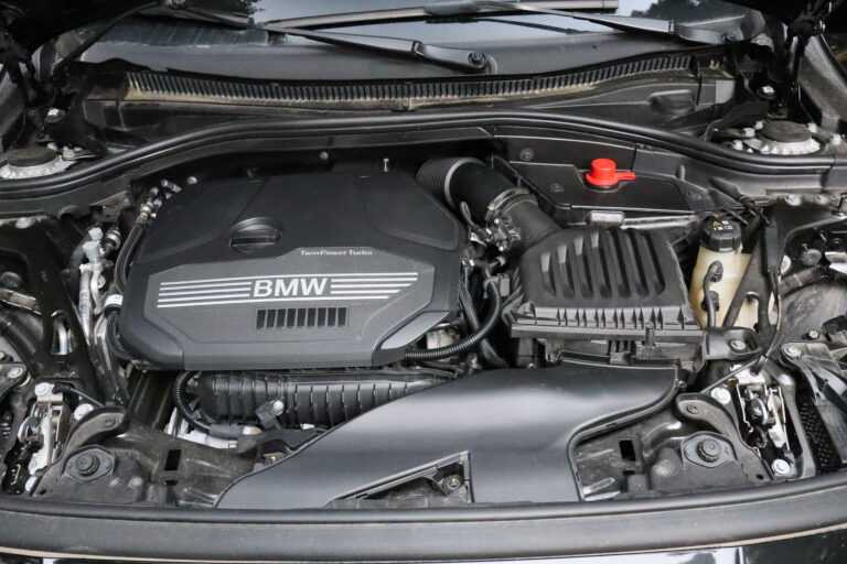 sv automobile 118 135 noire camer img 2596 08