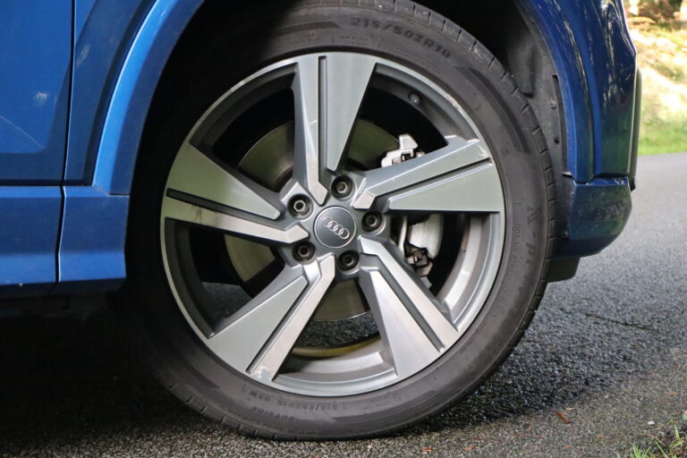 sv automobile q2 bleu img 2744 03