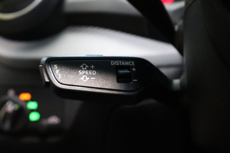 sv automobile q2 bleu img 2764 15