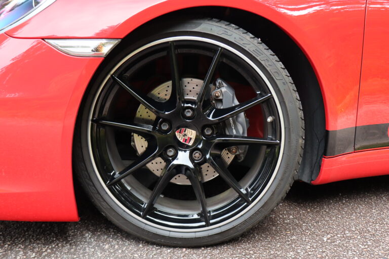 sv automobile 991 rouge img 3047 01