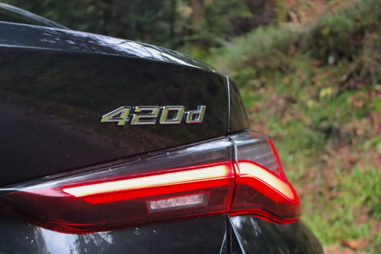 sv automobile 420d laser noir img 4161 08