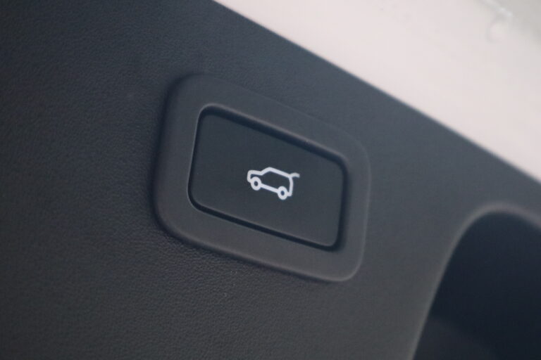 sv automobile e pace img 3907 09