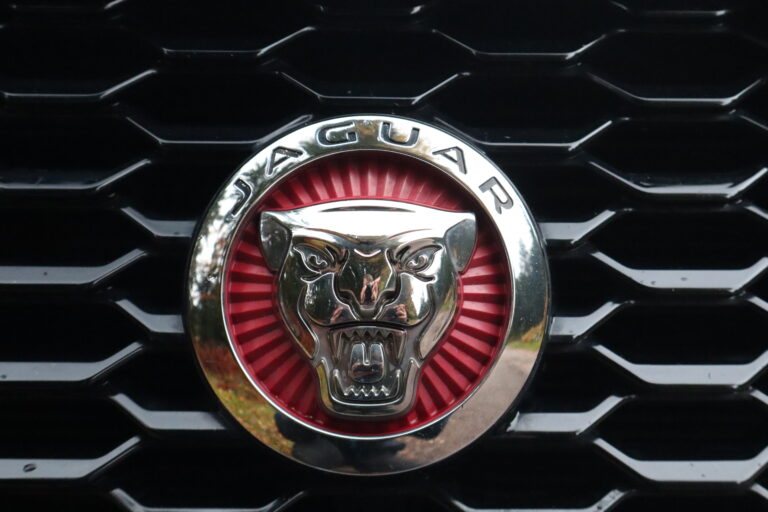 sv automobile e pace img 3935 22