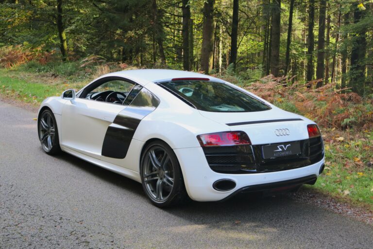 sv automobile r8 blanche img 3334 22