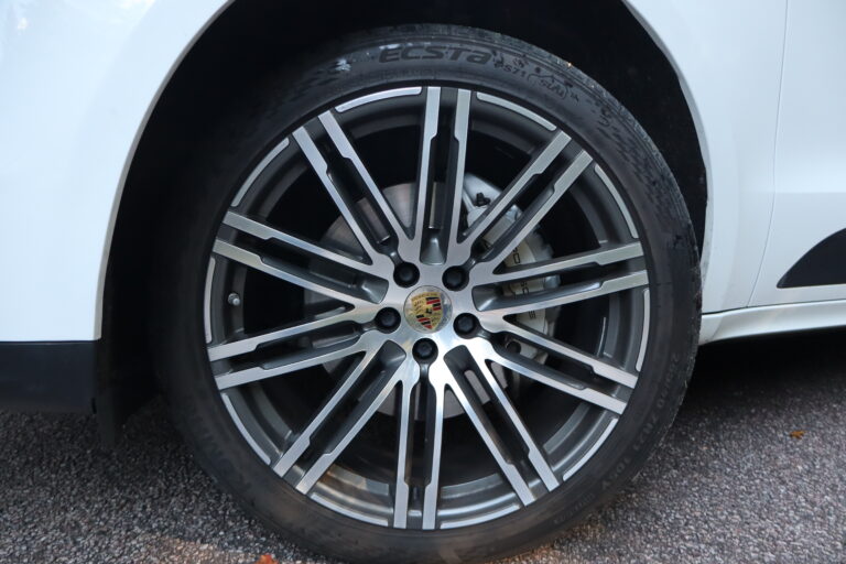 sv automobile sd blanc easy store img 3488 03