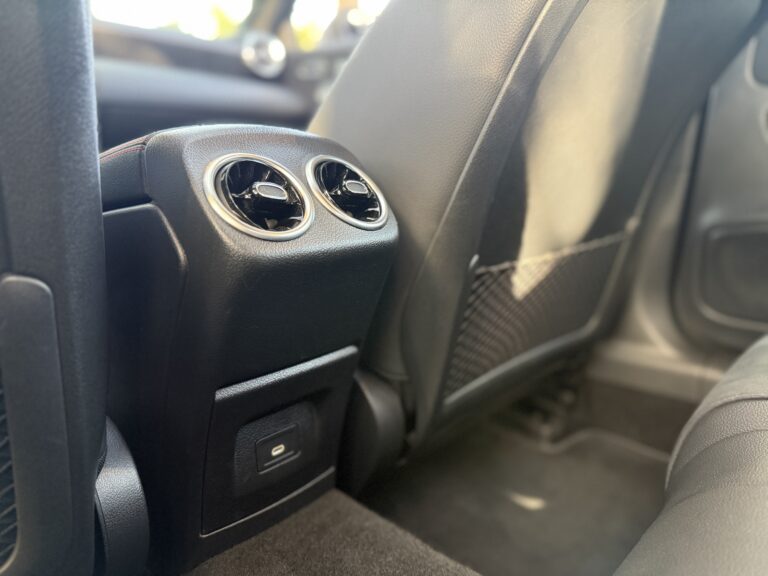 sv automobile 180 antho 23 img 5711 07