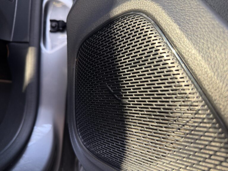 sv automobile 180 antho 23 img 5716 09