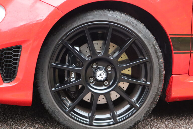 sv automobile 595 rouge ferrari img 4427 01