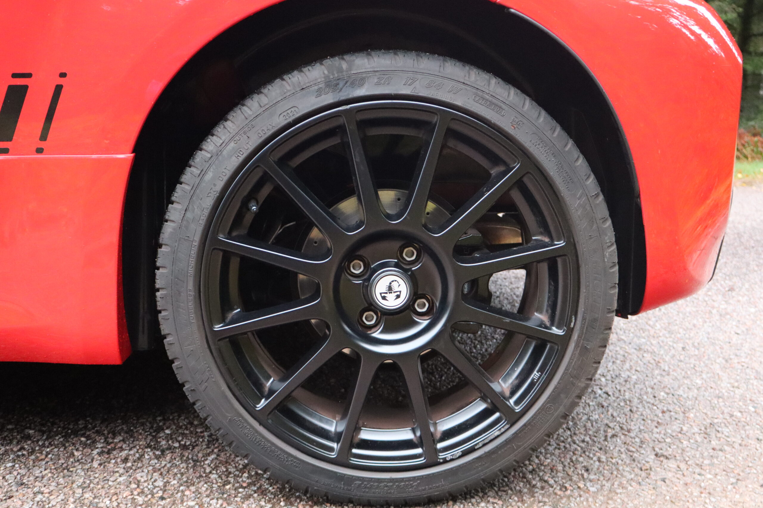 sv automobile 595 rouge ferrari img 4428 02