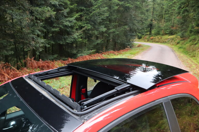 sv automobile 595 rouge ferrari img 4438 05