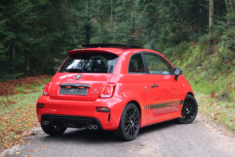 sv automobile 595 rouge ferrari img 4455 12