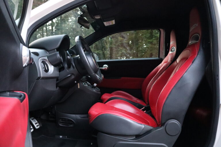 sv automobile blanche or img 5102 18