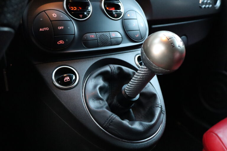 sv automobile blanche or img 5114 24