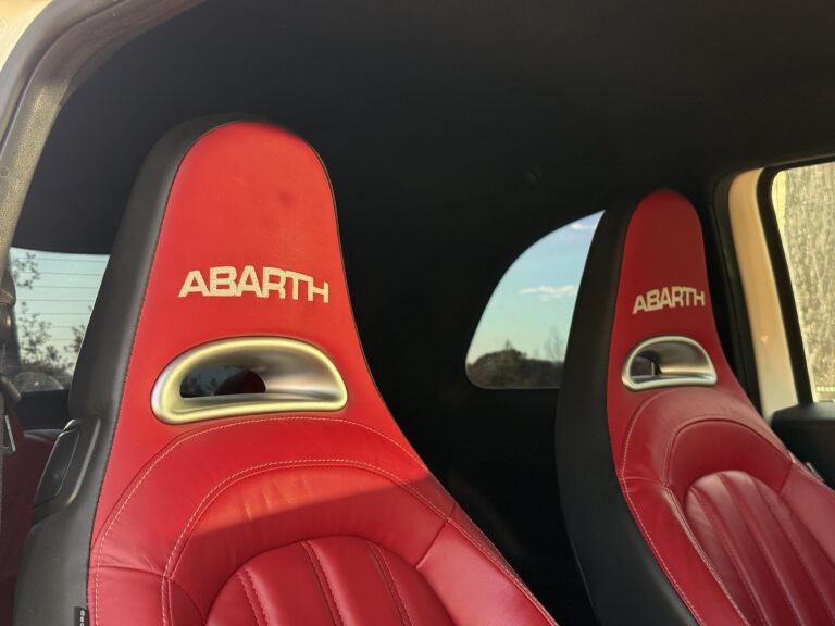 sv automobile blanche or img 5997 08