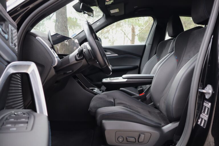 sv automobile x2 coupe noir img 2496 08