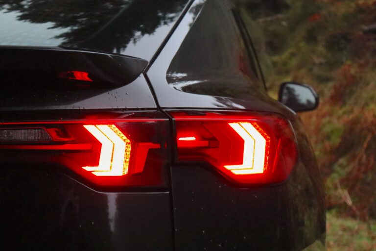 sv automobile x2 coupe noir img 4703 13