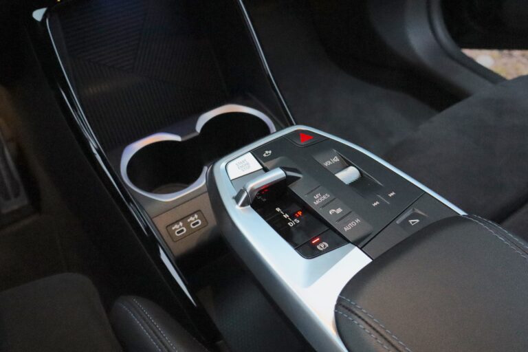 sv automobile x2 coupe noir img 4712 17