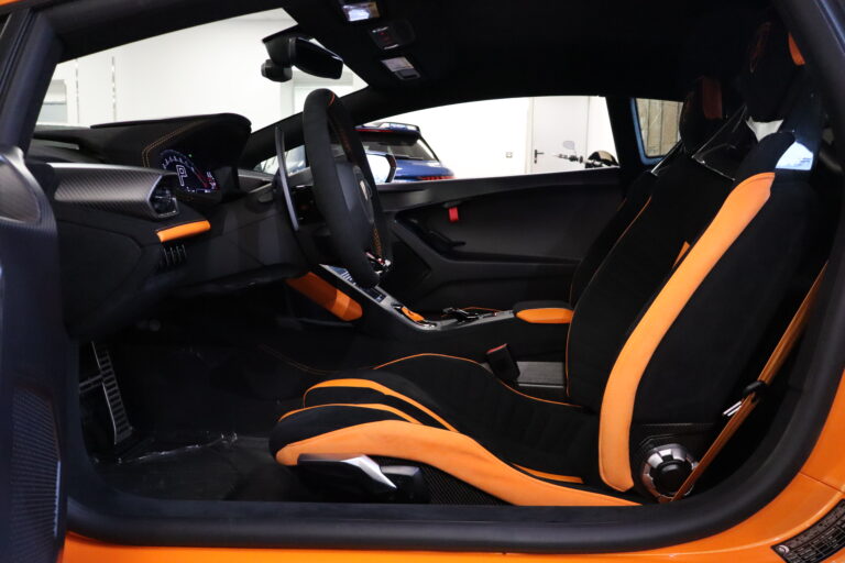 sv automobile huracan sto img 5206 21