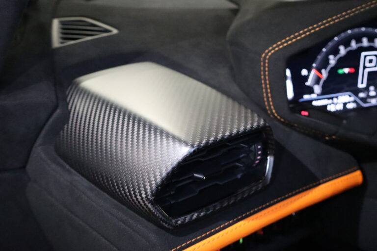 sv automobile huracan sto img 5212 25