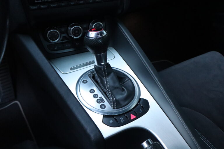 sv automobile ttrs bleu img 4992 11