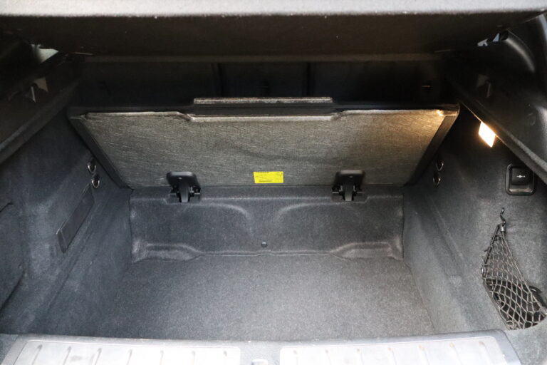 sv automobile x2 noir jaune img 4931 09