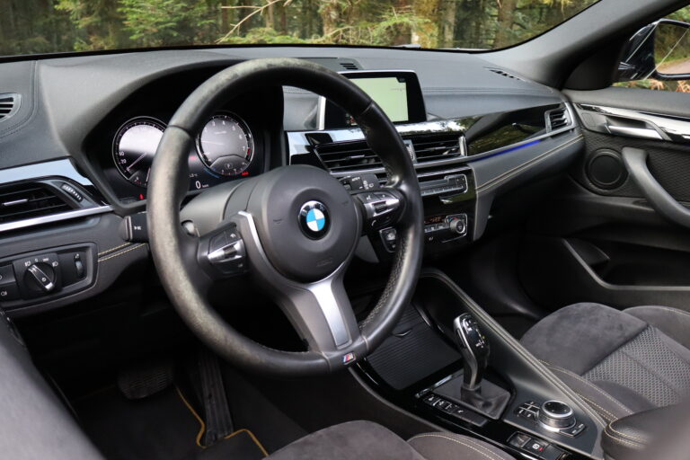 sv automobile x2 noir jaune img 4936 11