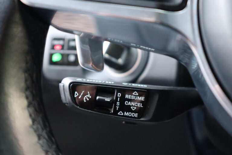 sv automobile cayenne coupe facq img 5944 18