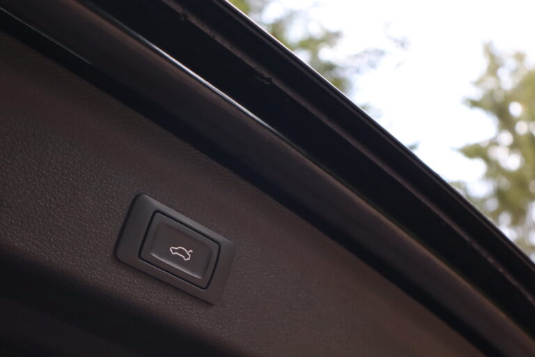 sv automobile q3 taxi noir img 5359 21