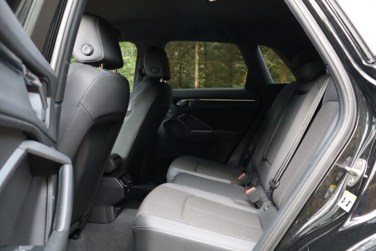 sv automobile q3 taxi noir img 5360 22