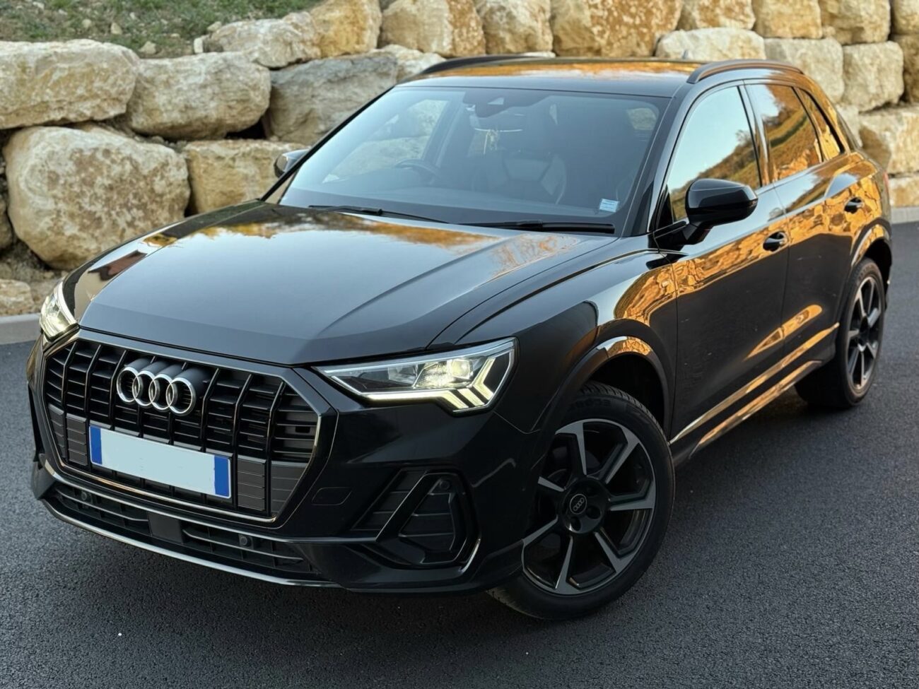 sv automobile q3 taxi noir a3b10cd2 1573 4a2c bf77 8bd1eb8ed7ec 11