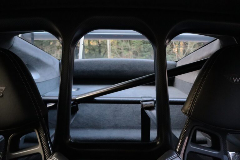 sv automobile 992 3rs grise img 6592 17