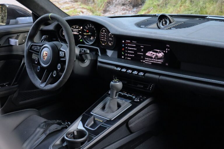 sv automobile 992 3rs grise img 6619 41