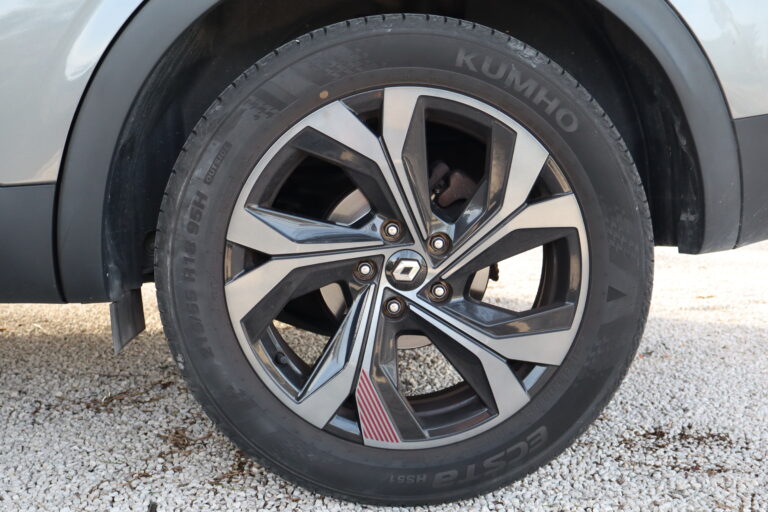 sv automobile arkana img 2082 08