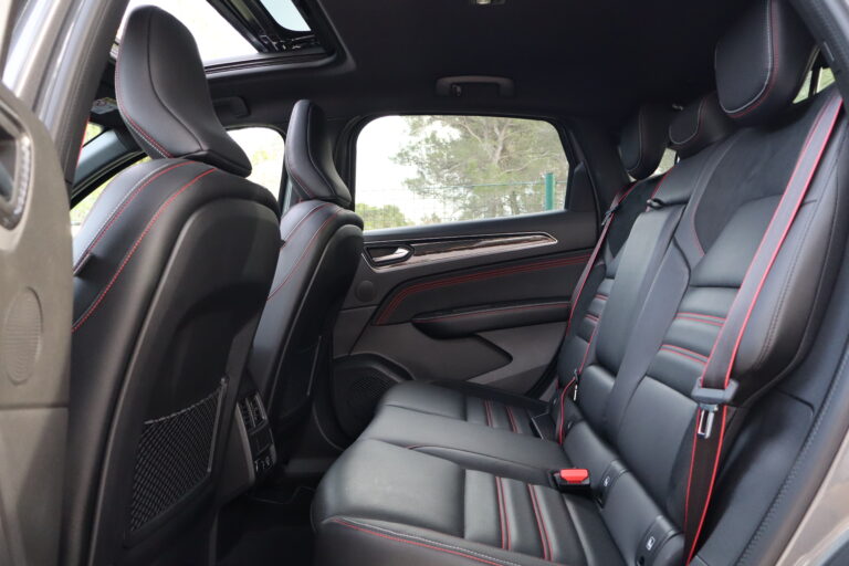 sv automobile arkana img 2092 12