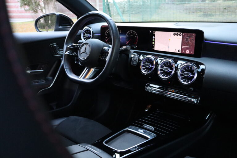 sv automobile classe a 180 noir img 2166 20