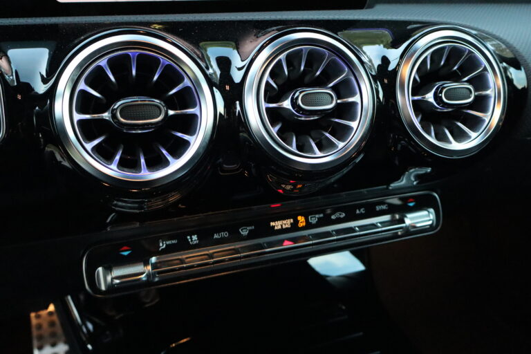 sv automobile classe a 180 noir img 2172 23