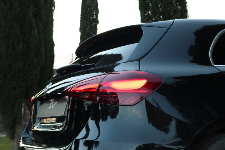 sv automobile classe a 180 noir img 2184 29