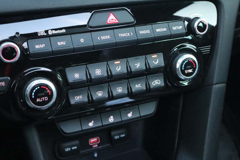 sv automobile kia img 1988 08