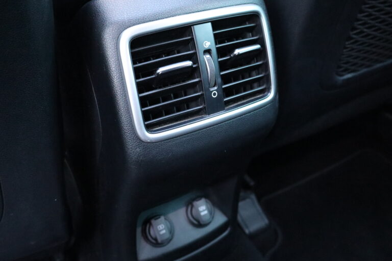 sv automobile kia img 2018 18