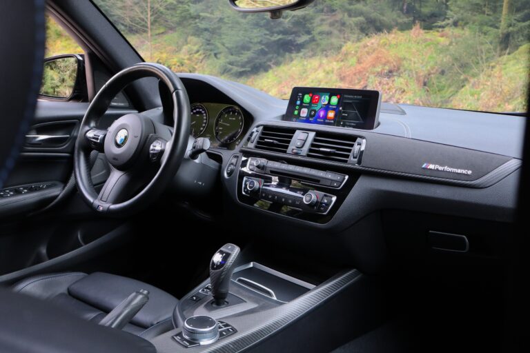 sv automobile 140i jack img 6981 17