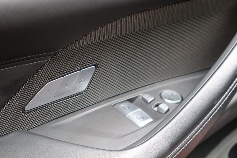 sv automobile m4 rouge img 7054 14