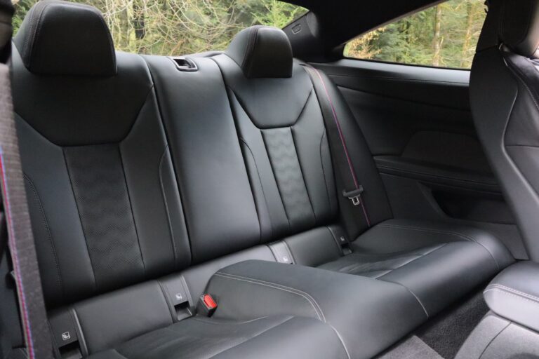 sv automobile m4 rouge img 7065 20