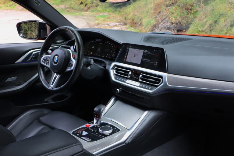 sv automobile m4 rouge img 7066 21