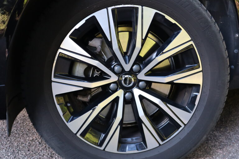 sv automobile xc60 peugeot img 7488 03