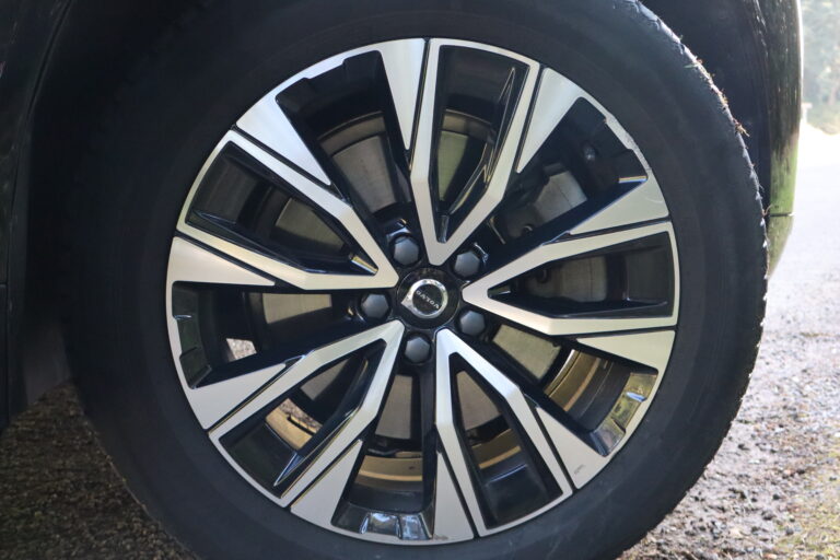 sv automobile xc60 peugeot img 7491 06