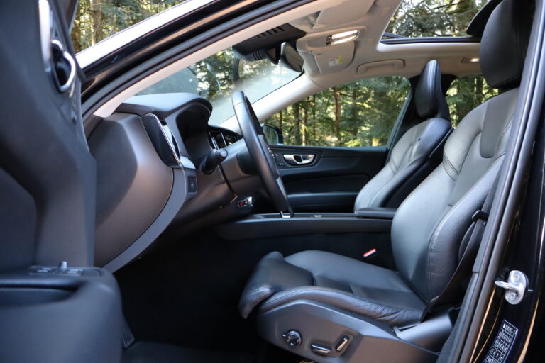 sv automobile xc60 peugeot img 7499 08